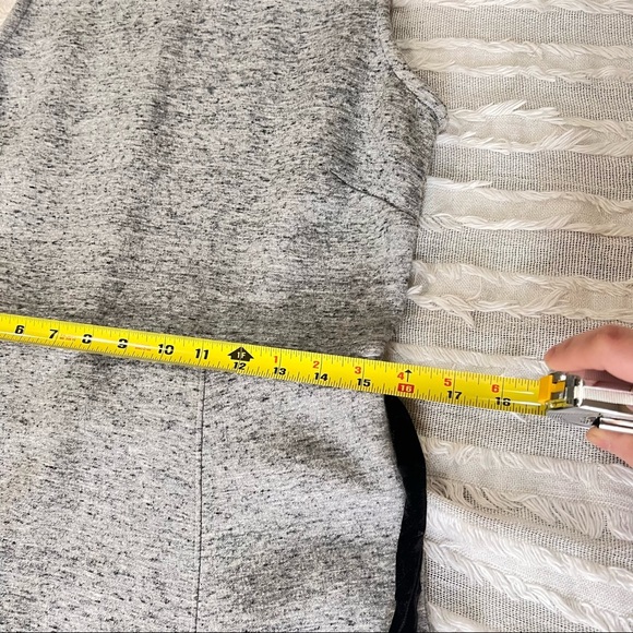 Women's J. Crew Gray Sleeveless Thick Knit Velvet Belted A Line Midi Dress Sz 6 - Picture 13 of 13